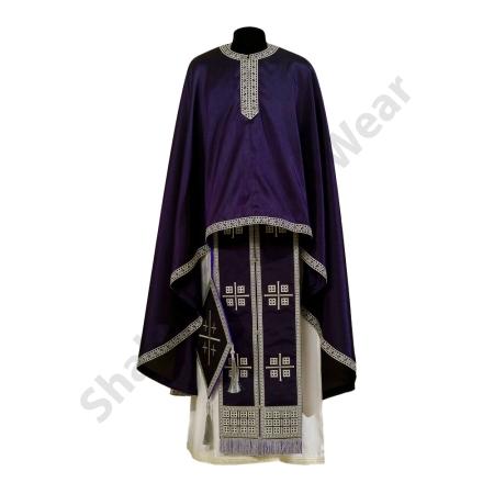 Priestvestment Dress