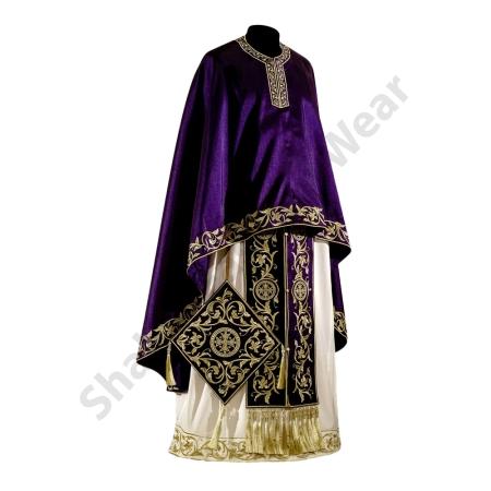 Priestvestment Dress