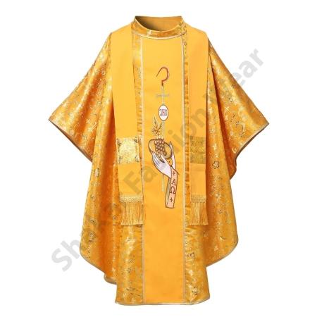 Priestvestment Dress