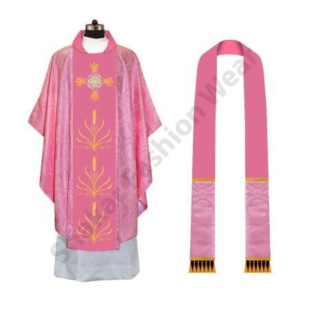 Priestvestment Dress